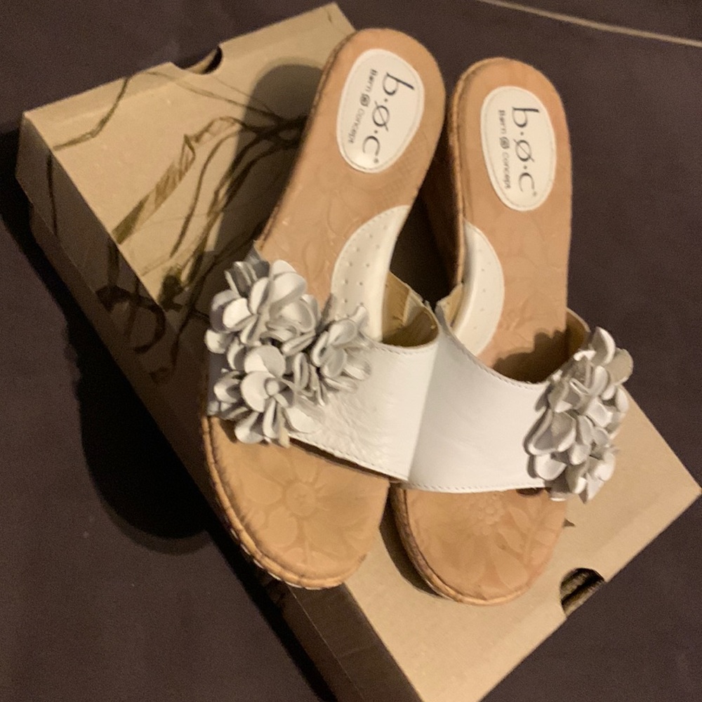 Born O Concept Sonel; White Leather Top Sandals; Corked Bottom. Oh so comfy!